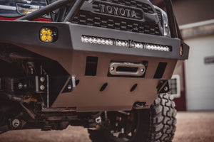 Tacoma Overland Series Front Bumper / 2nd Gen / 2005-2015